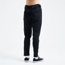 画像をギャラリービューアに読み込む, XJP-SKINNY 「FXP Brushed Track Suit」スキニーパンツ BLACK - FLASH PACKER