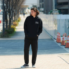 画像をギャラリービューアに読み込む, XP-NSE(ライトオンス・スウェットパーカー)BLACK - FLASH PACKER