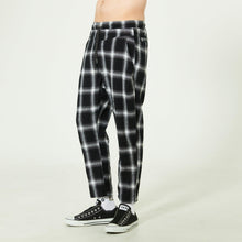 画像をギャラリービューアに読み込む, XNP-UK(オンブレチェック イージーパンツ)BLACK-WHITE - FLASH PACKER