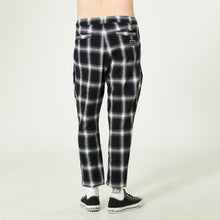 画像をギャラリービューアに読み込む, XNP-UK(オンブレチェック イージーパンツ)BLACK-WHITE - FLASH PACKER