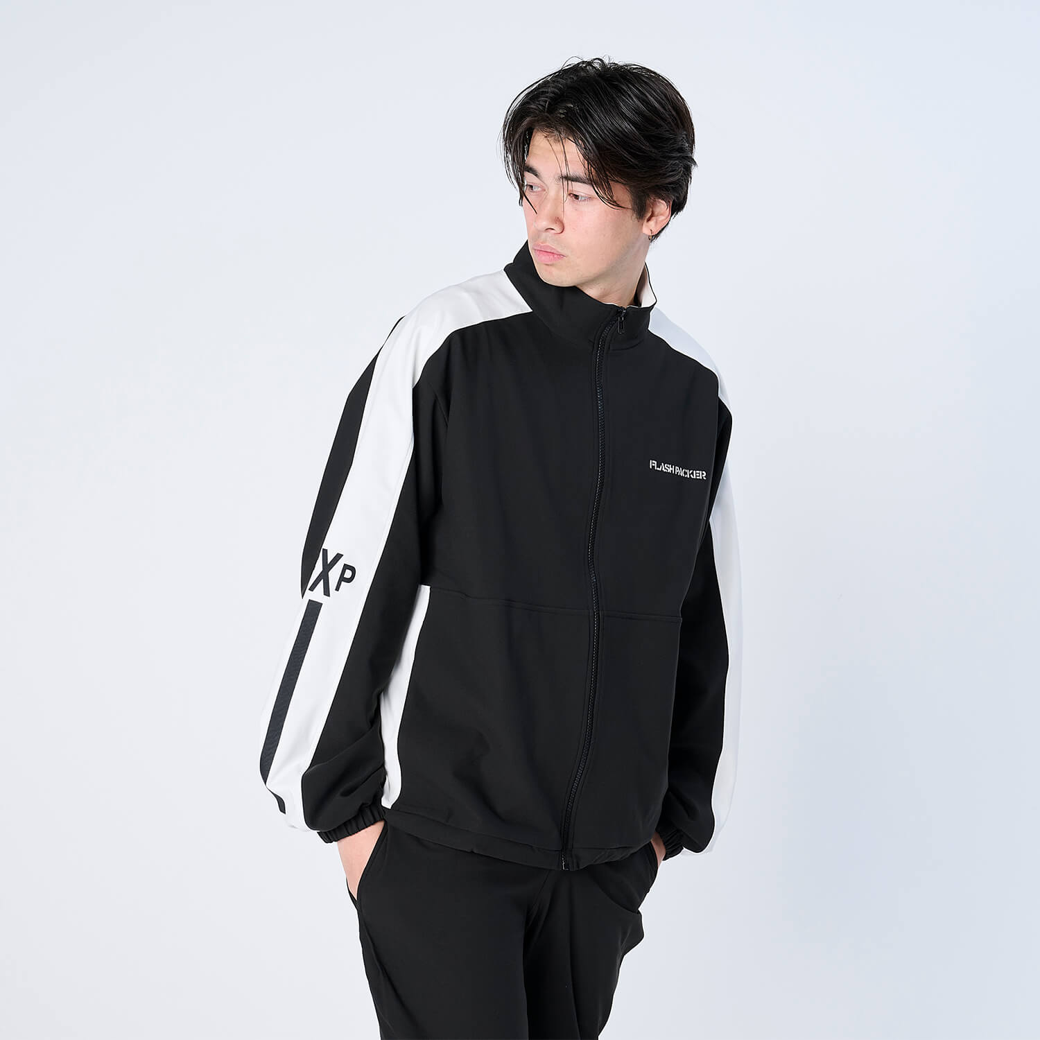 XJK-TRACKS（SOLOTEX® Eco-Hybrid トラックジャケット）BLACK