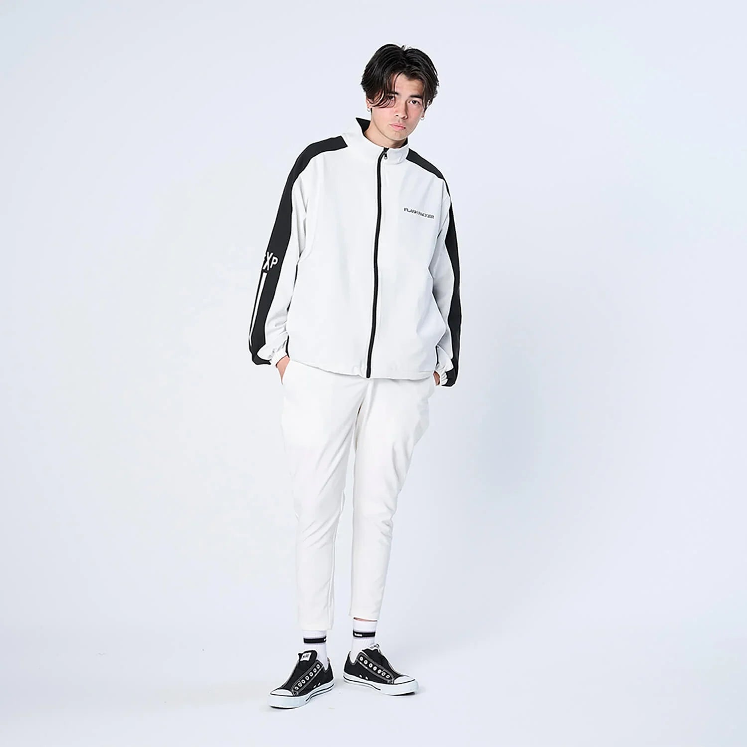 XJK-TRACKS（SOLOTEX® Eco-Hybrid トラックジャケット）WHITE