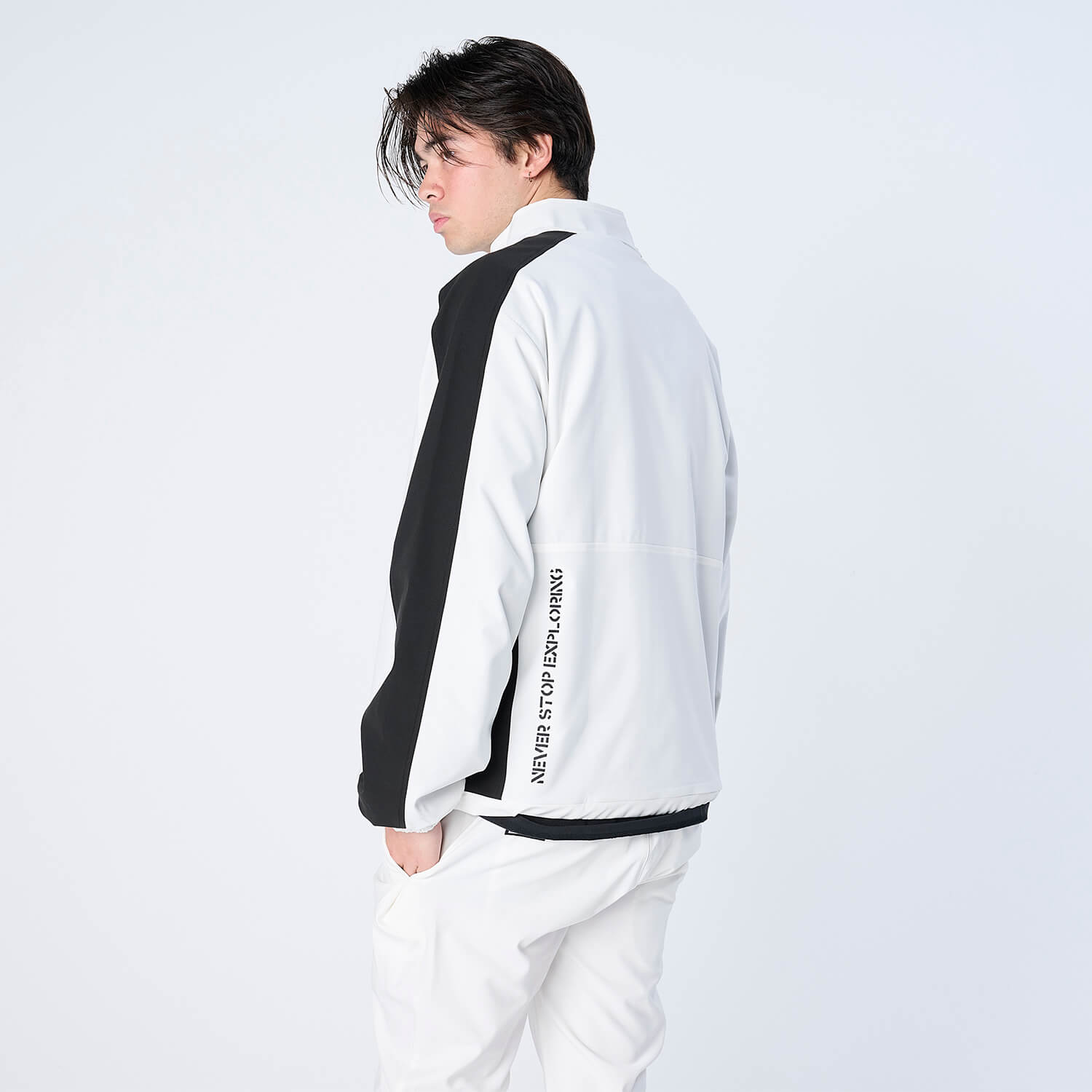 XJK-TRACKS（SOLOTEX® Eco-Hybrid トラックジャケット）WHITE