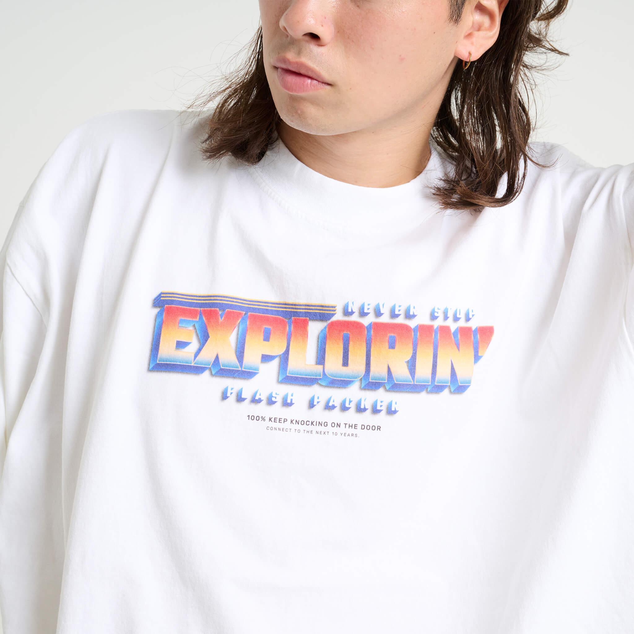 NUMBERCODE CONSTRUCTのワンショルダードロップTシャツ ドロップショルダー半袖Tシャツ ユニセックス(男女兼用) 24120530