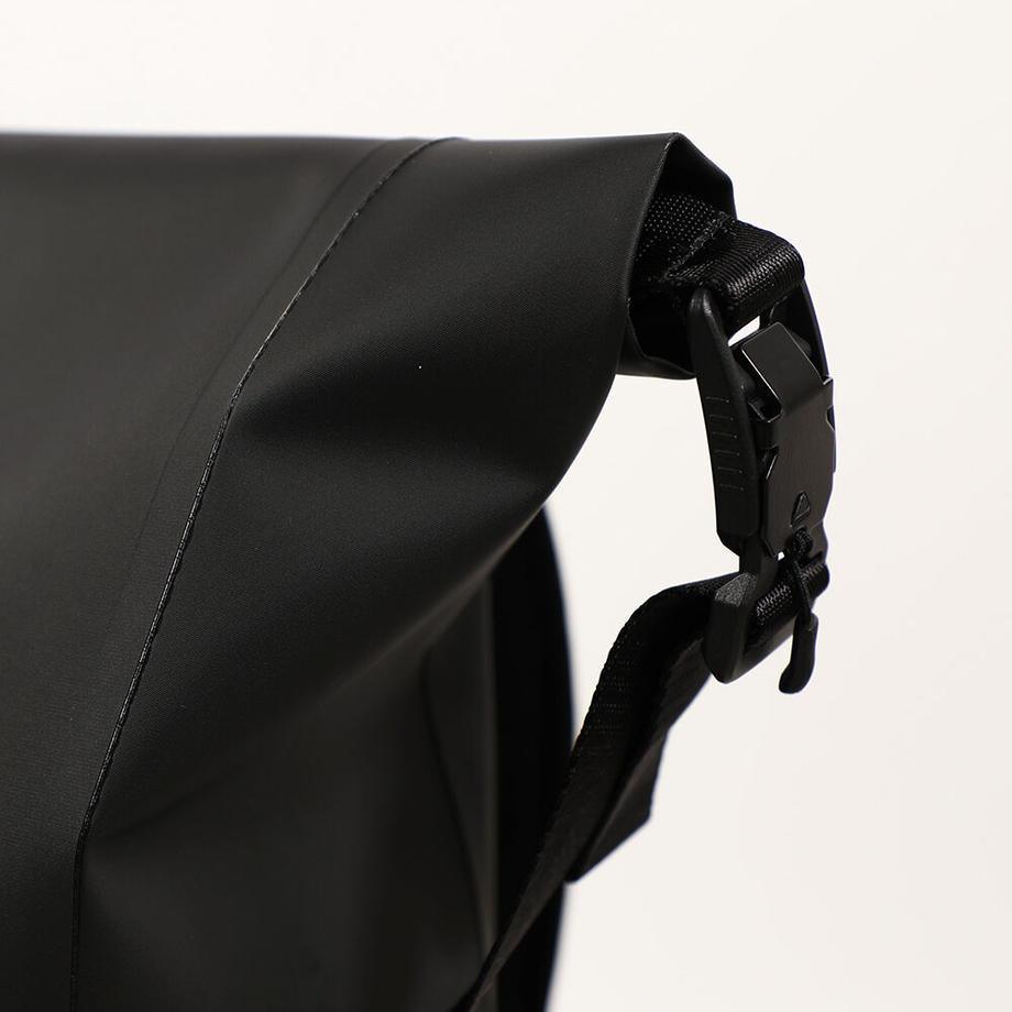 FORUTUNA HOMME × FLASH PACKER NoSeam RollTop BackPack