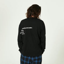 画像をギャラリービューアに読み込む, XPLT-BKPK（バックWポケット L/S TEE）BLACK
