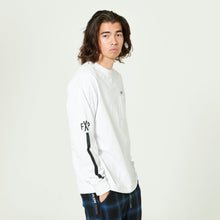画像をギャラリービューアに読み込む, XPLT-BKPK（バックWポケット L/S TEE）WHITE
